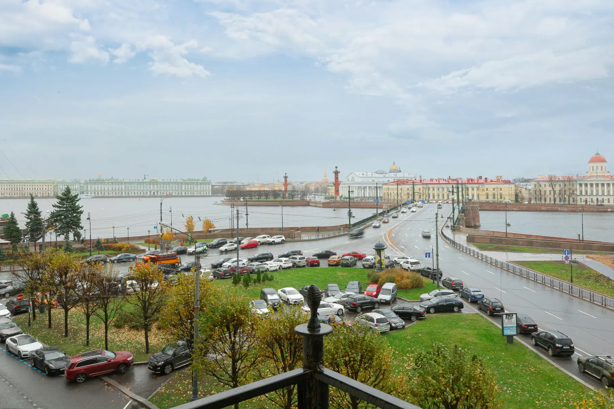 Квартира в центре Санкт-Петербурга