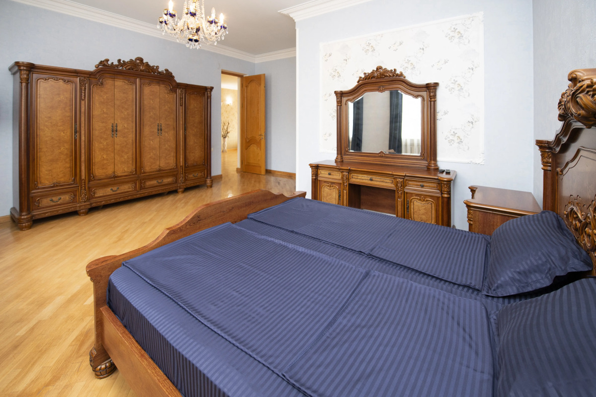 Гостевой дом с 5 спальнями