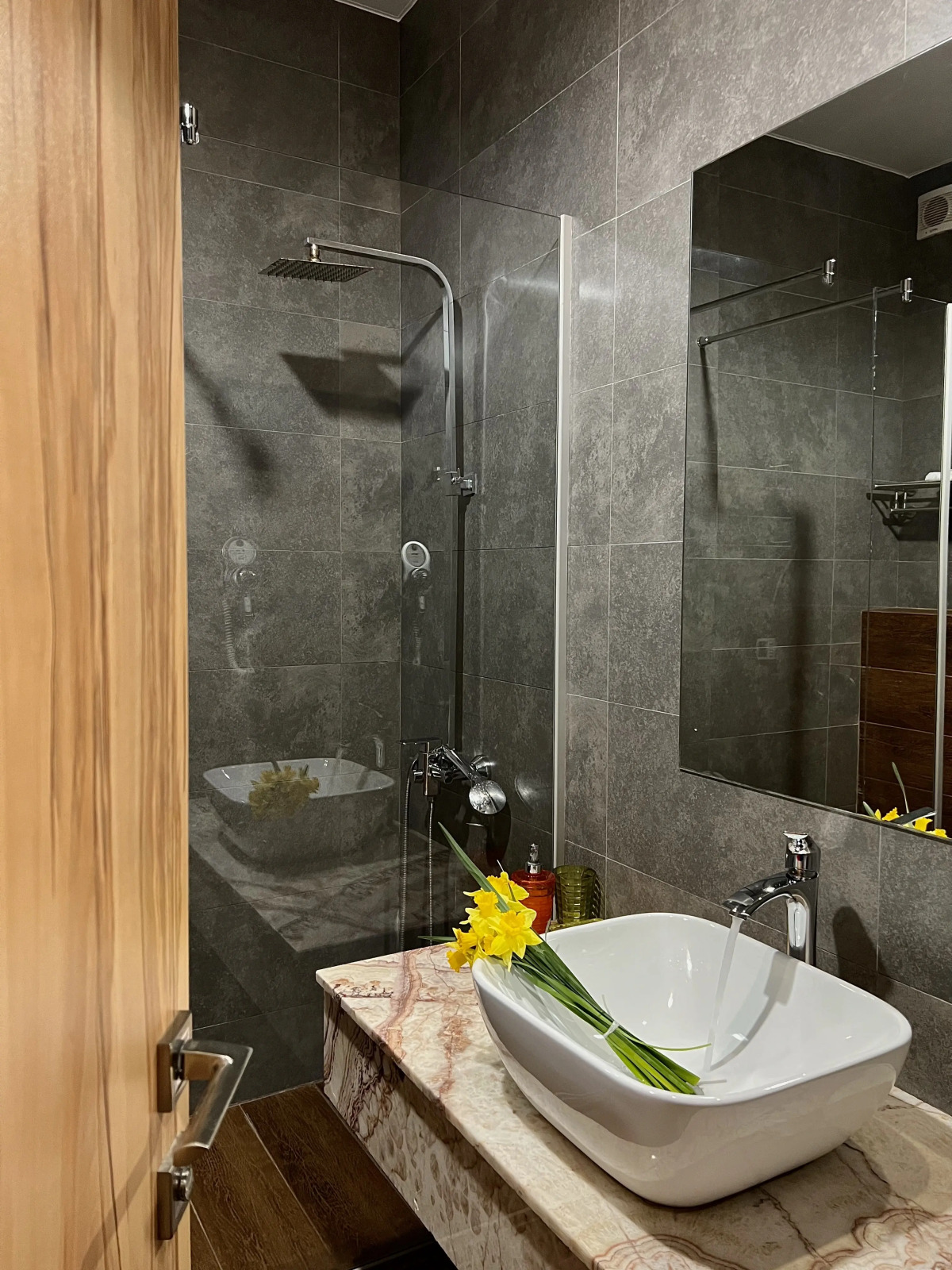 Abaash Afon (Абааш Афон)