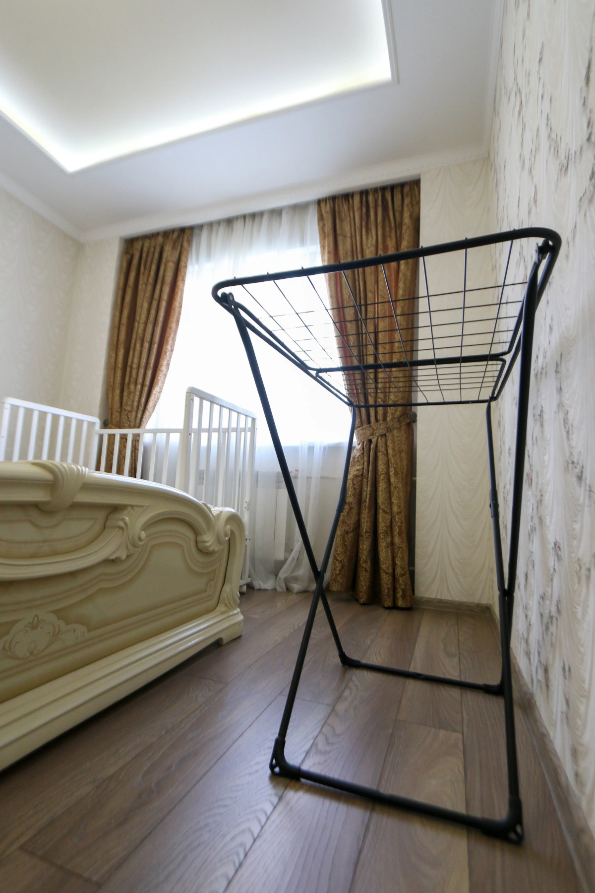 Апартаменты Unique Apart Жасмин  с детской кроваткой на 2 Заречной 7а