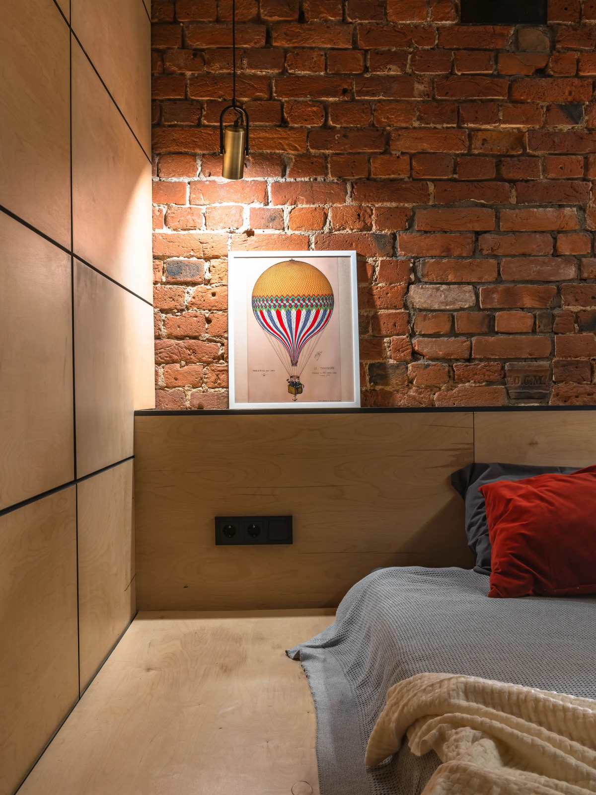 Просторная студия в историческом центре СПб