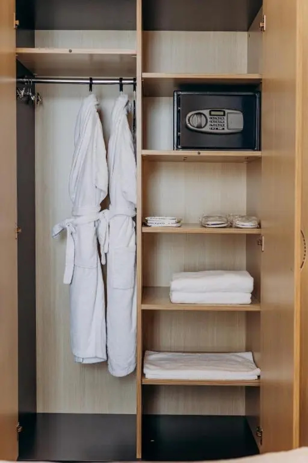 Отель Days Baku