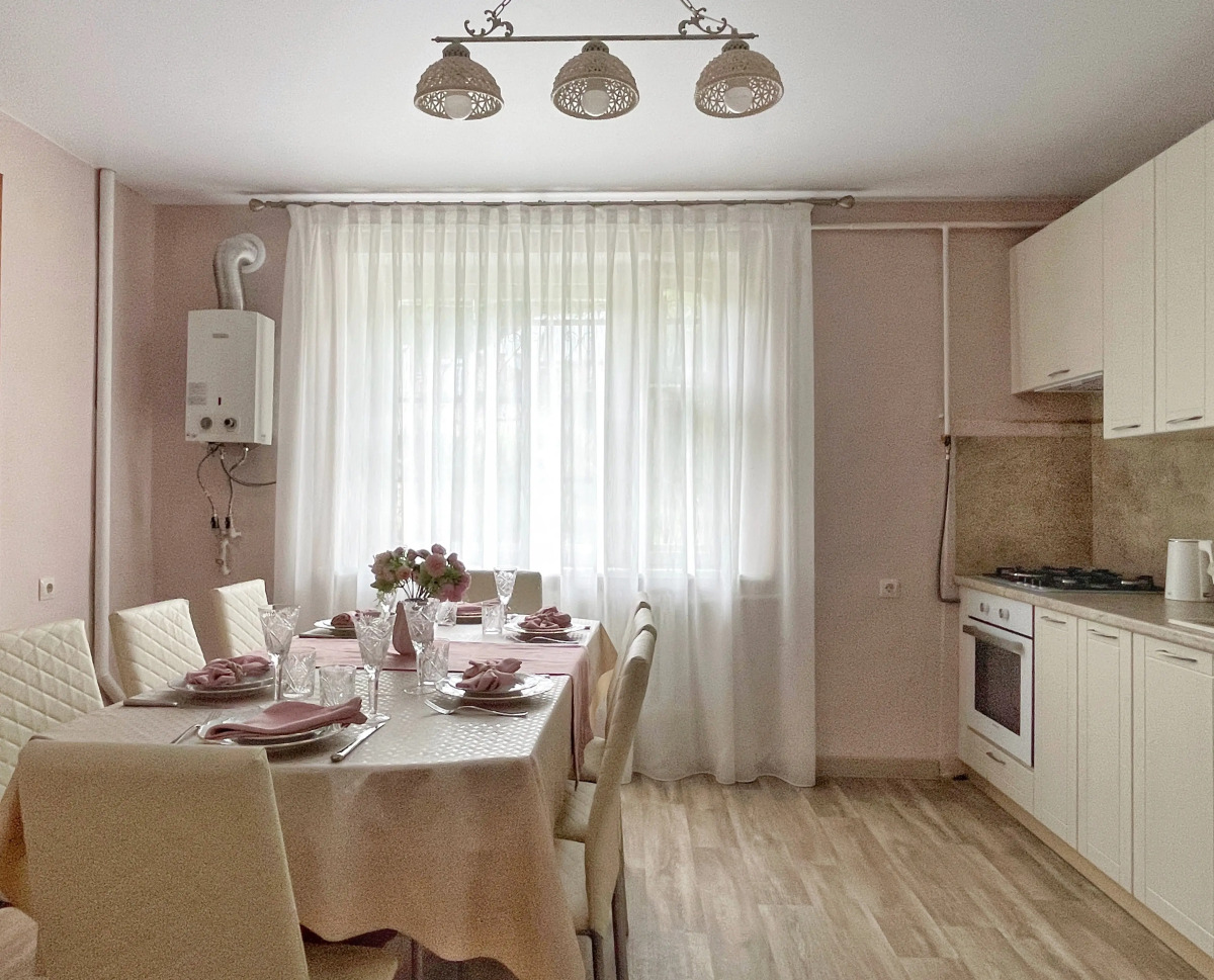 Частный дом Шикарный недалеко от Собора