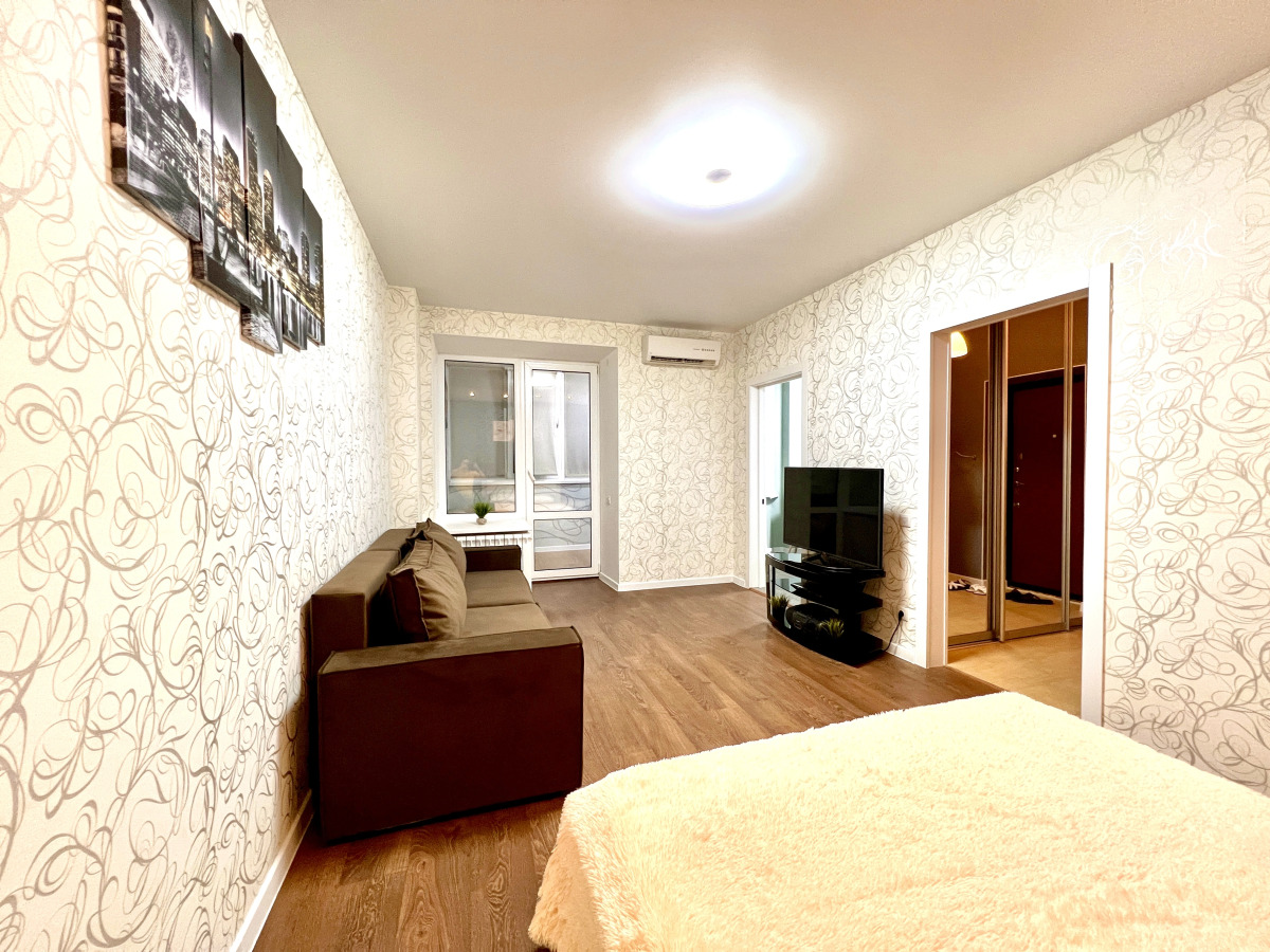 Уютные Апартаменты (рядом с ЖД вокзалом)  (ул. Никитинская 30)