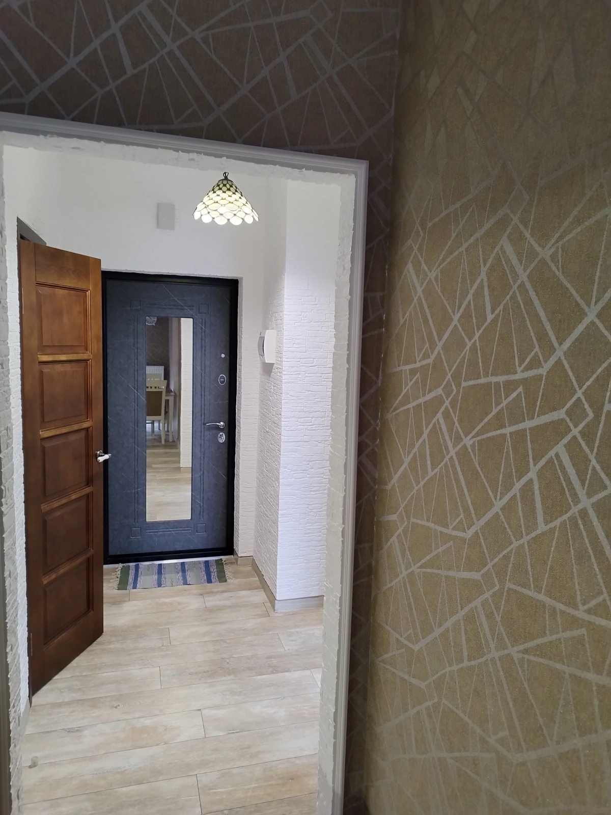 Апартаменты на Леонова