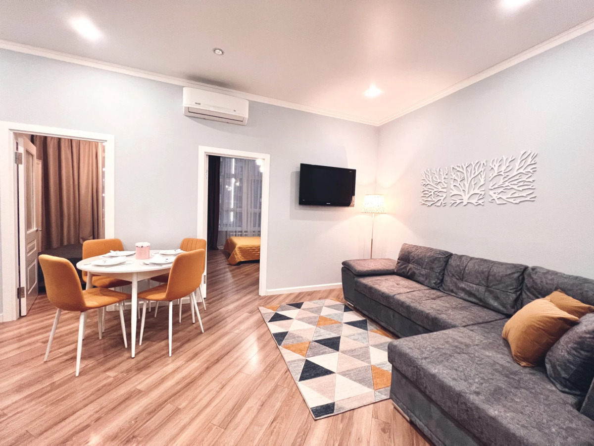 Квартира двухкомнатная  на Толстом мысе у моря до 6 человек