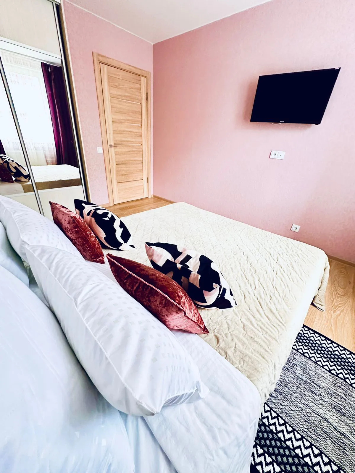 Апартаменты Кварт на Брестской