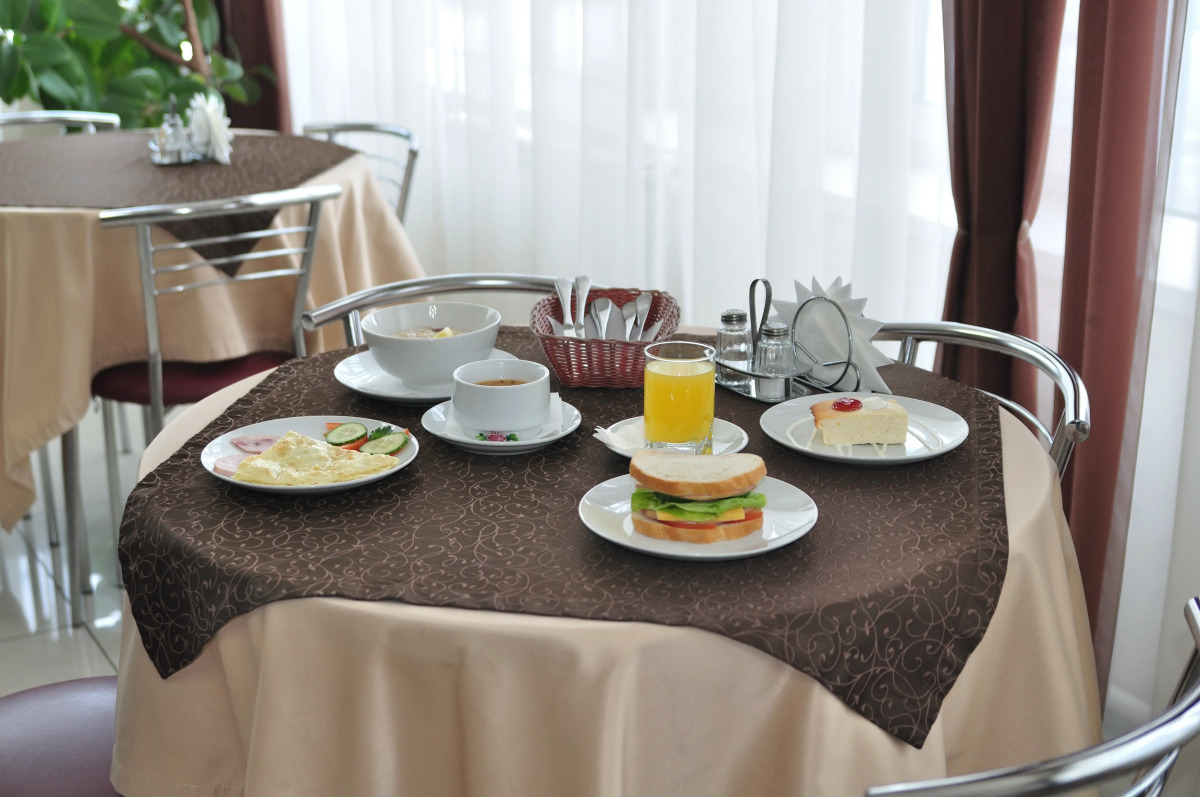 Отель Салют