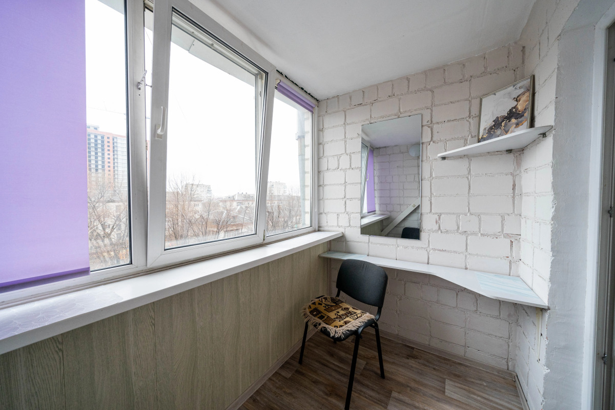 Квартира-студия с лоджией на Синельникова 1