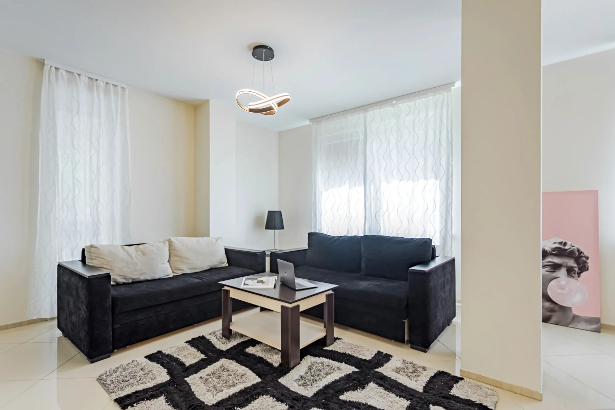 Апартаменты двухкомнатные на Скрыганова 4Б