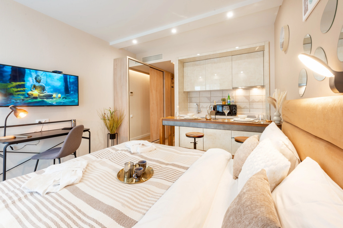 Квартира Vintage Haven Studio - Bohemian Style in Alliance Palace