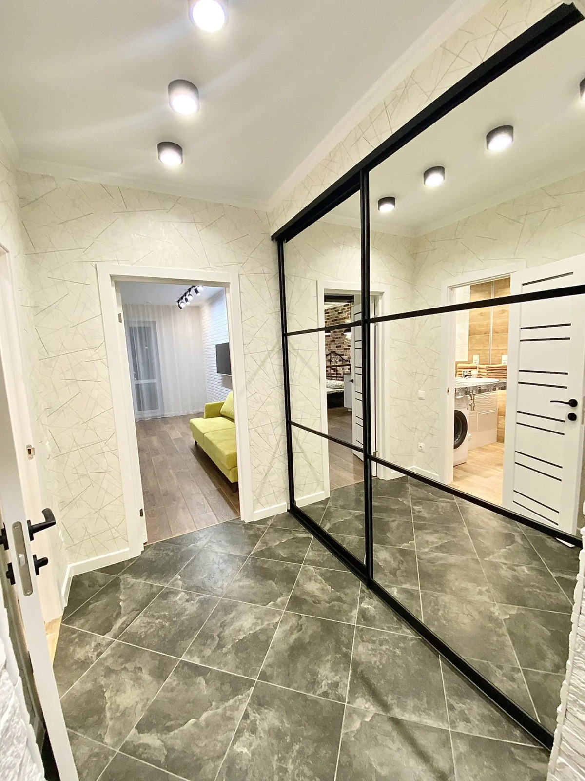 Апартаменты Дизайн-студия на проспекте Труда