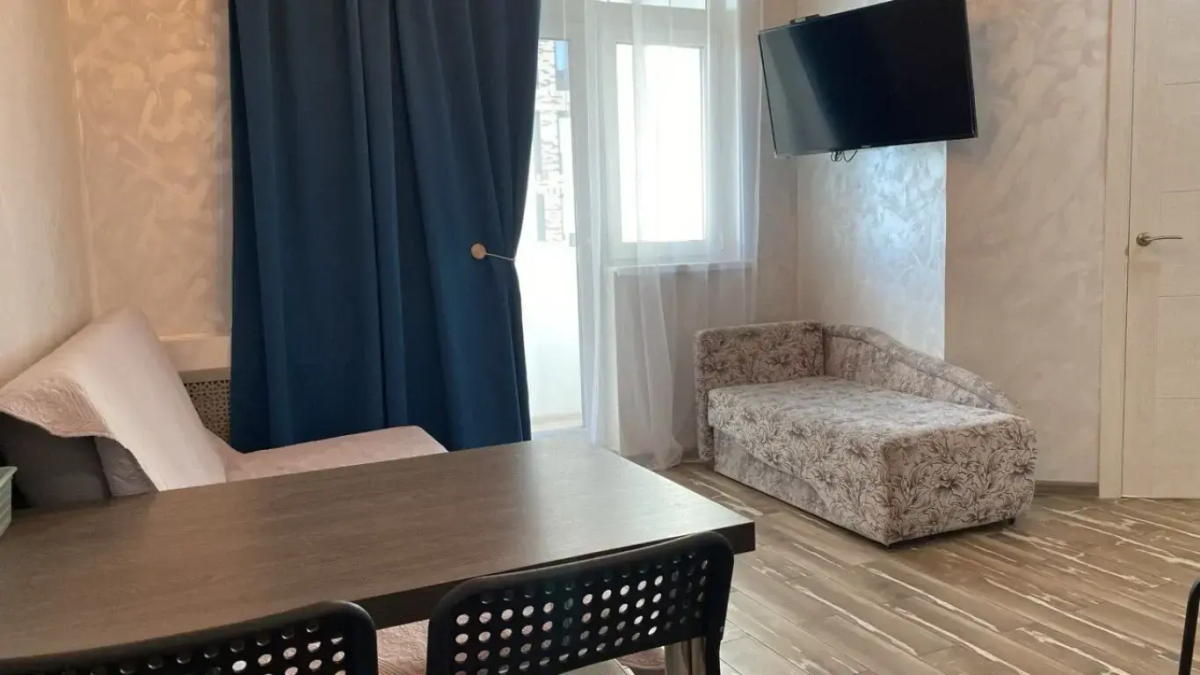 Апартаменты Двухкомнатные с Балконом Уютный Дом на Смольной 44