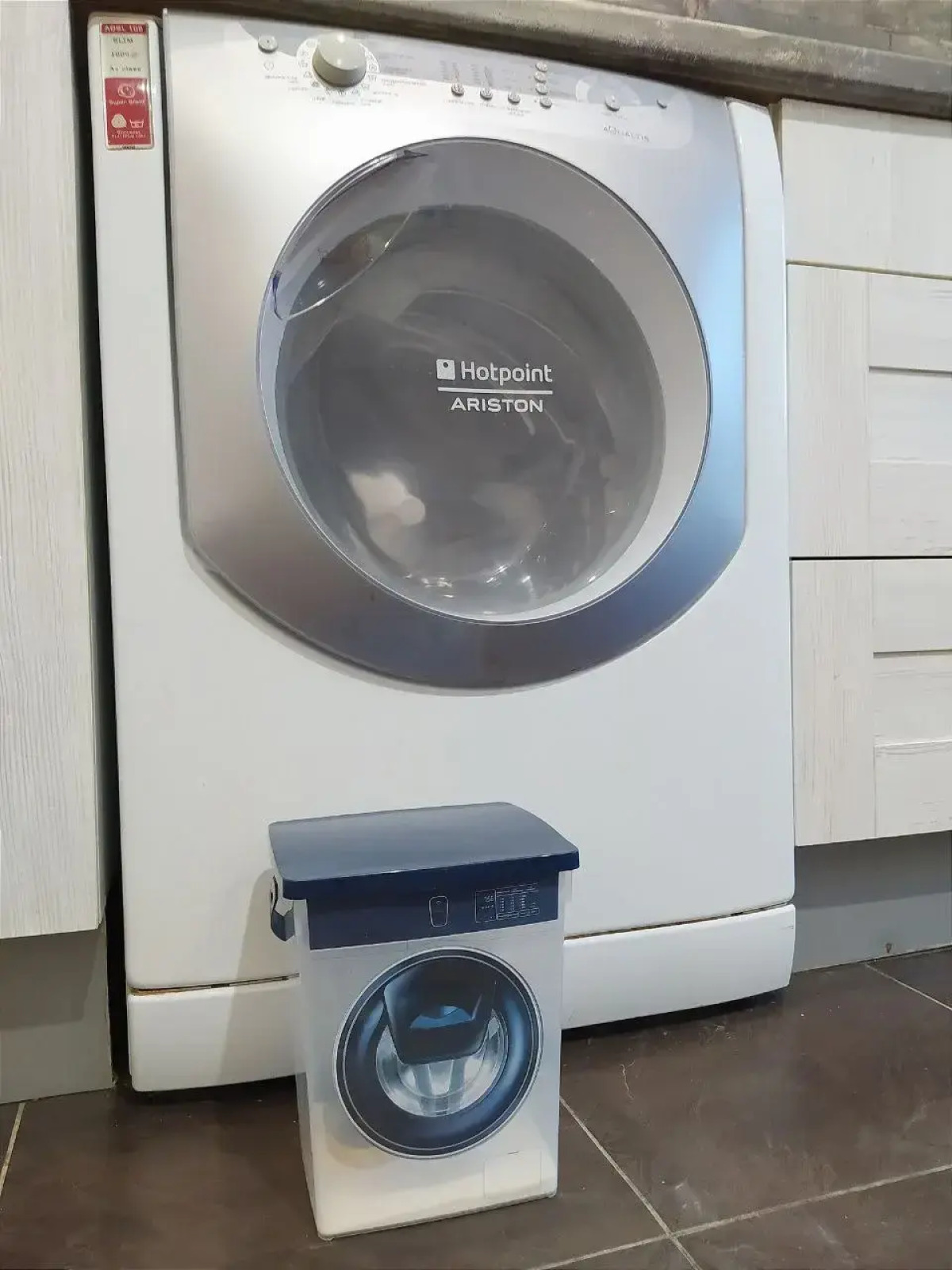 Квартира Просторная однокомнатная на ул. Ньютона