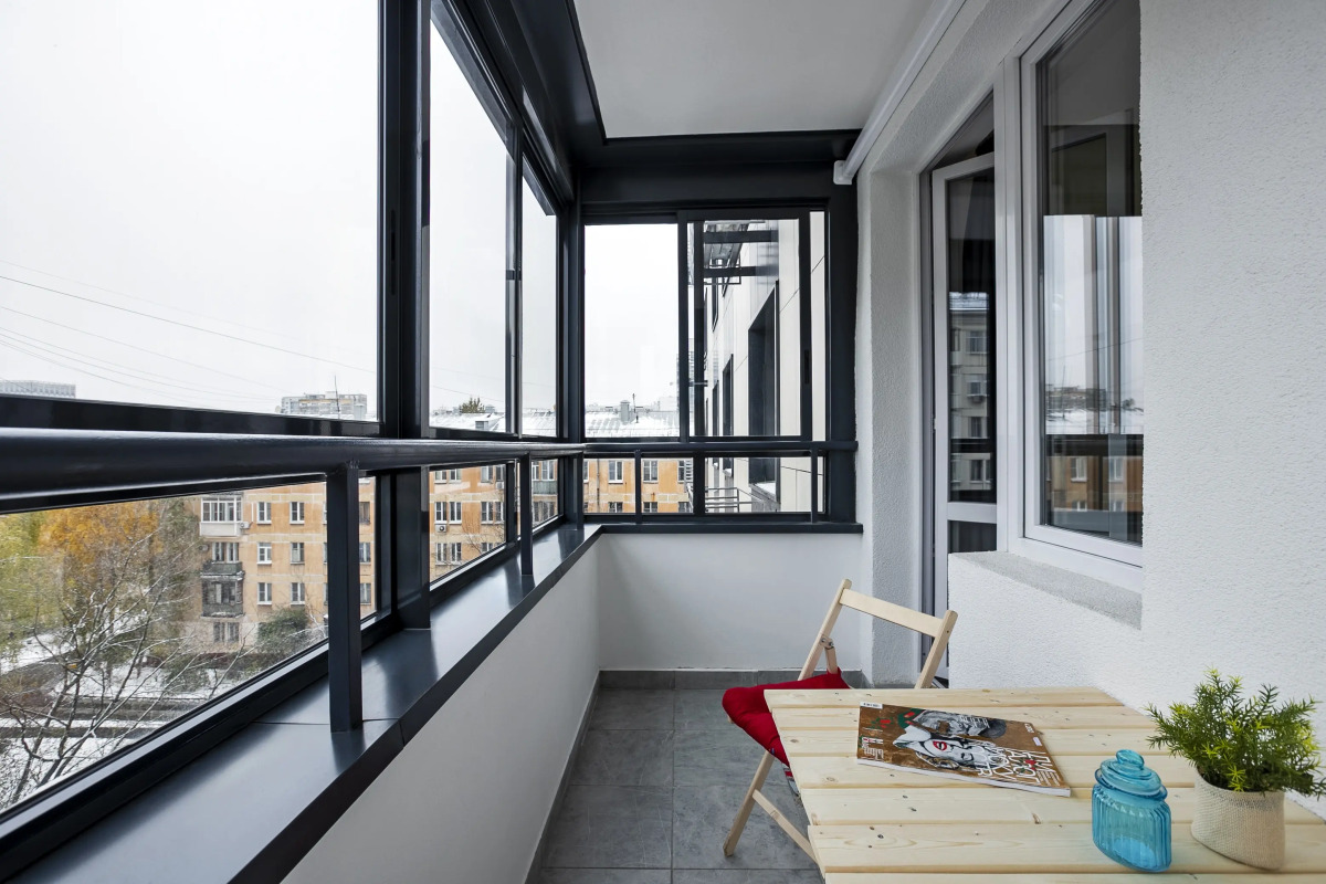 Great view 2-rooms Apartment 2 Min Walk to Raykin Plaza 2