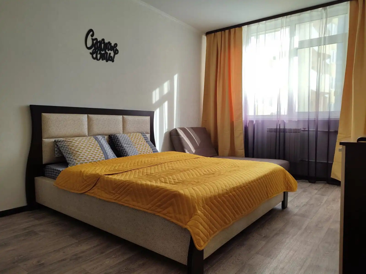 Апартаменты LikeHome на Салмышской 64/1