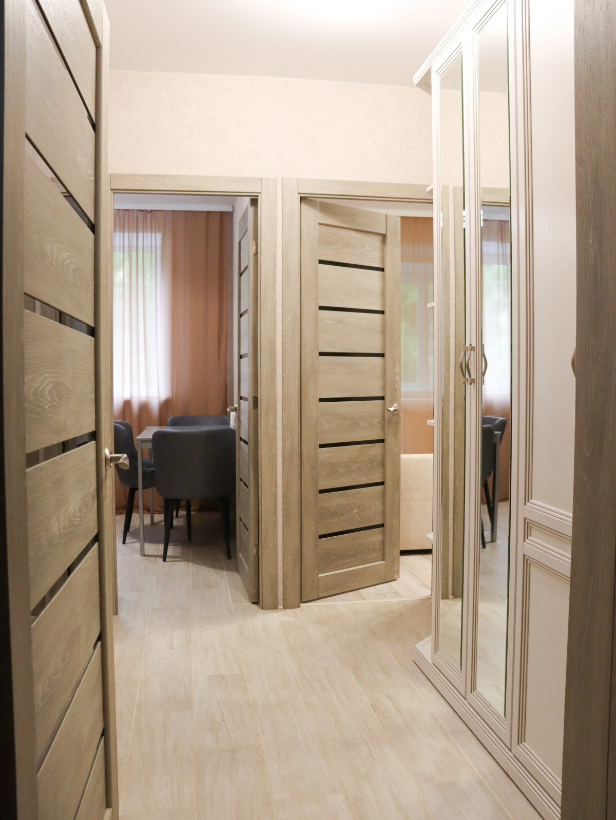 Апартаменты на Океанском проспекте 110