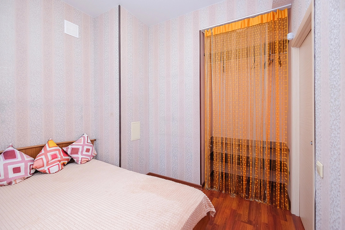 Апартаменты Квартирка-НСК на Сибиряков-Гвардейцев 22