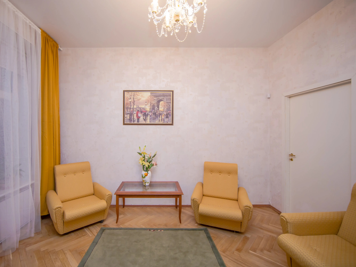 Апартаменты St. Isaak's 4 bedroom & 3 bathroom