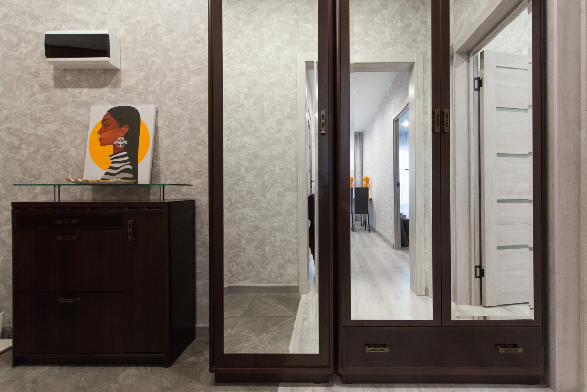 Апартаменты Unique Apart Канарейка напротив ЛДК и Кузбасс-Арены на 1-ой Заречной 9