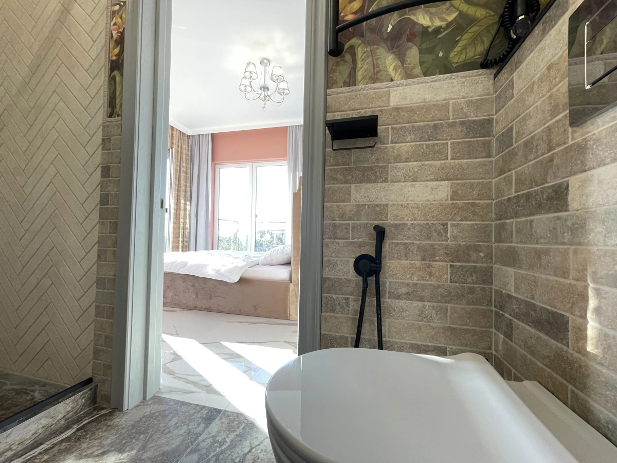 Апартаменты 3-комн. ЖК Корона Дизайнерский ремонт