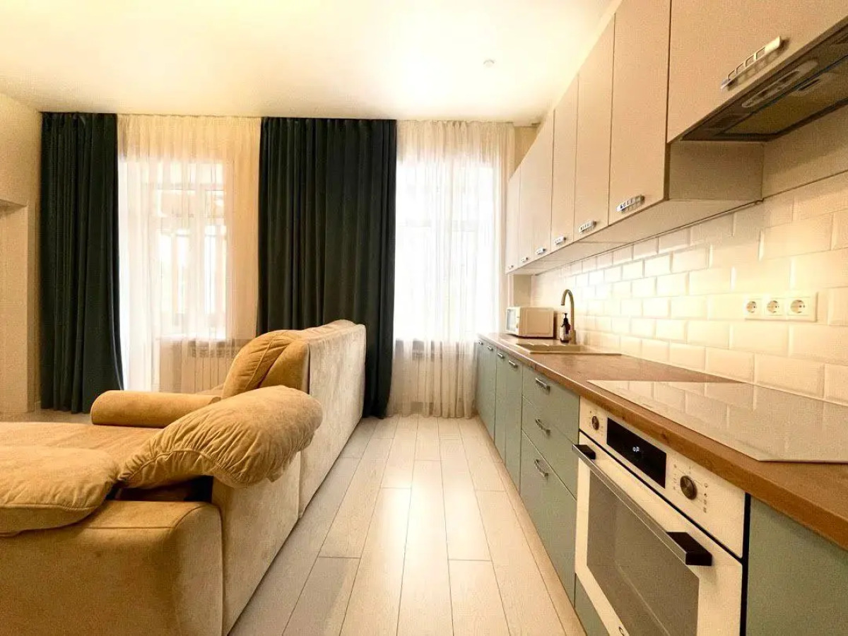 Апартаменты Unique Apart Мохито в старом центре у Драмтеатра и управления Росгвардии на Весенней 10