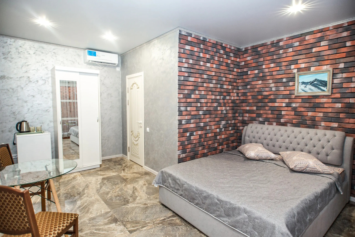 Господин Постоялец