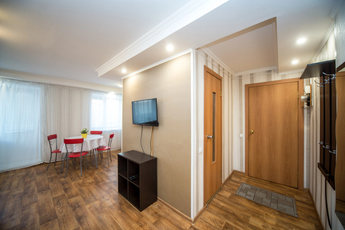 Квартира на Крас рабе для 4 человек возле СФУ Цветмет