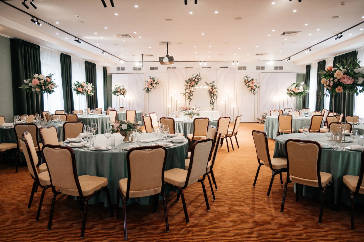 Azimut Парк Отель Тула