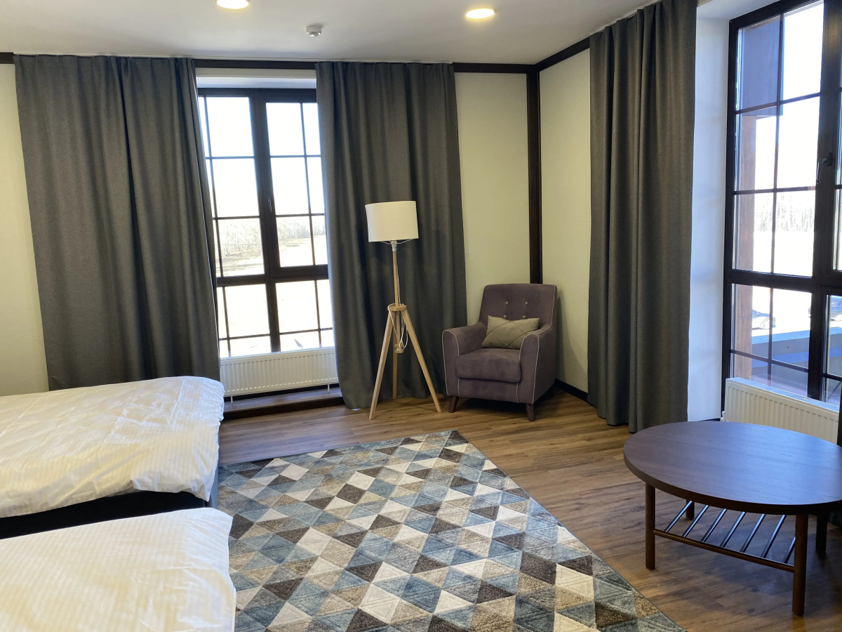 Отель Славянка