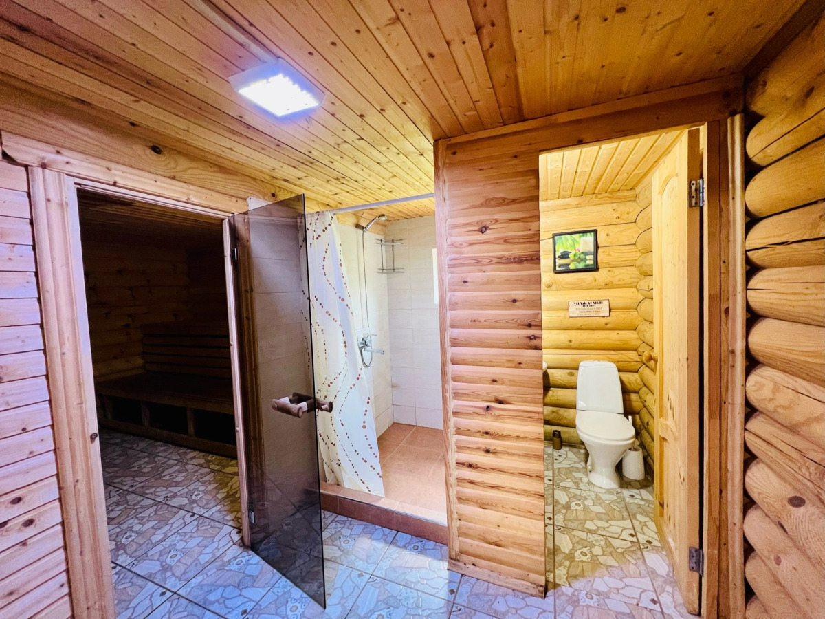 Гостевой дом Солнечная долина коттеджи Гости-24