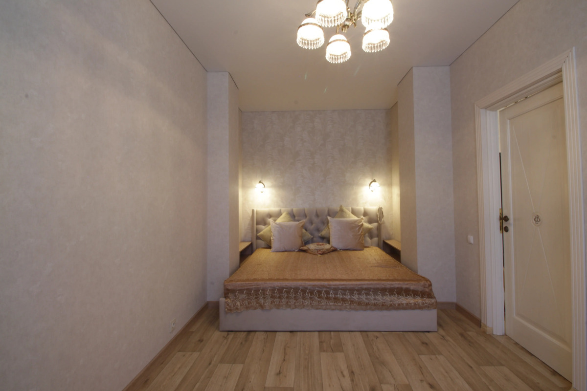 Квартира Сталинка у Кремля в центре