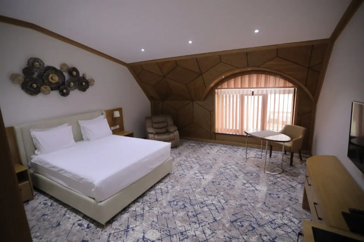 Отель Vella Elegant