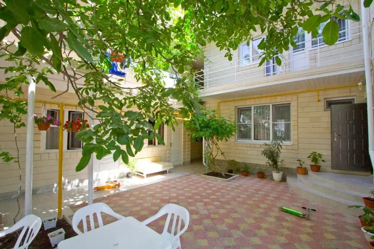 Гостевой дом ЭдиРоз на Крымской