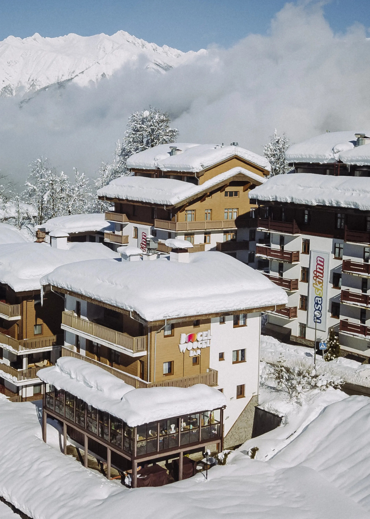 Отель BoogelWoogel Bar&Hotel Rosa Khutor