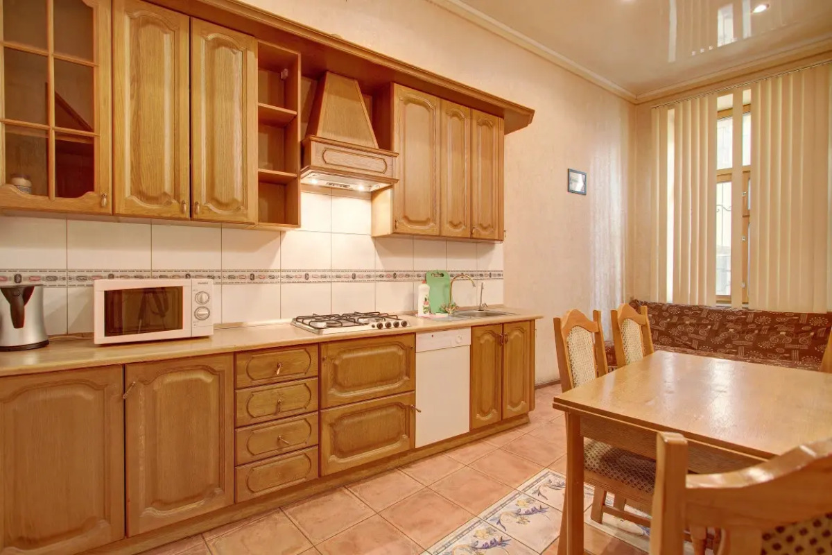 Апартаменты СТН Апартаменты с двумя спальнями на Караванной