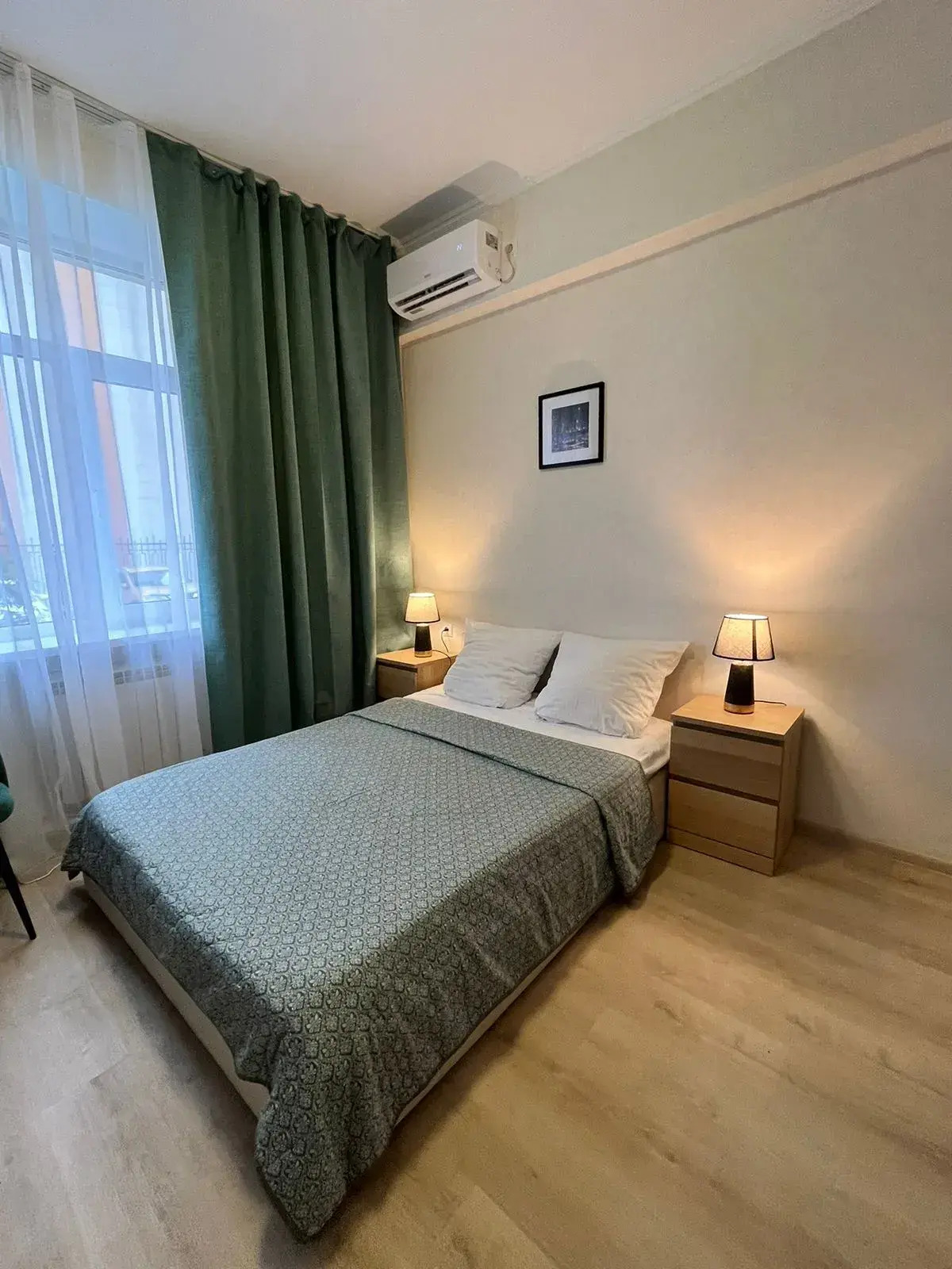 Меблированные комнаты Меблированные  Апартаменты на Авраменко 15а