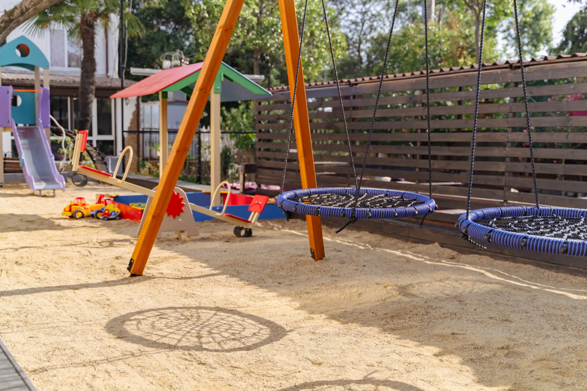 Отель Максим Парк-Лоо