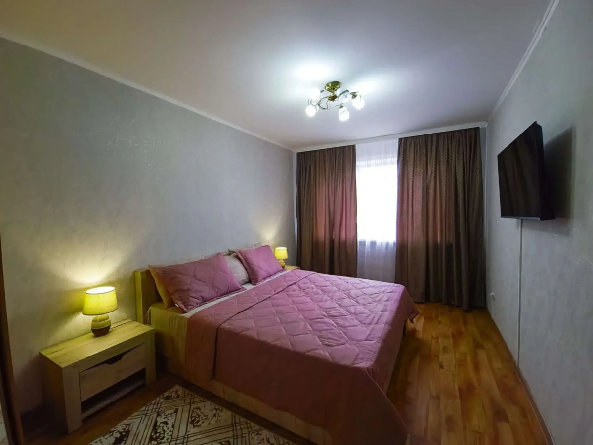 Апартаменты на проспекте Мира 182