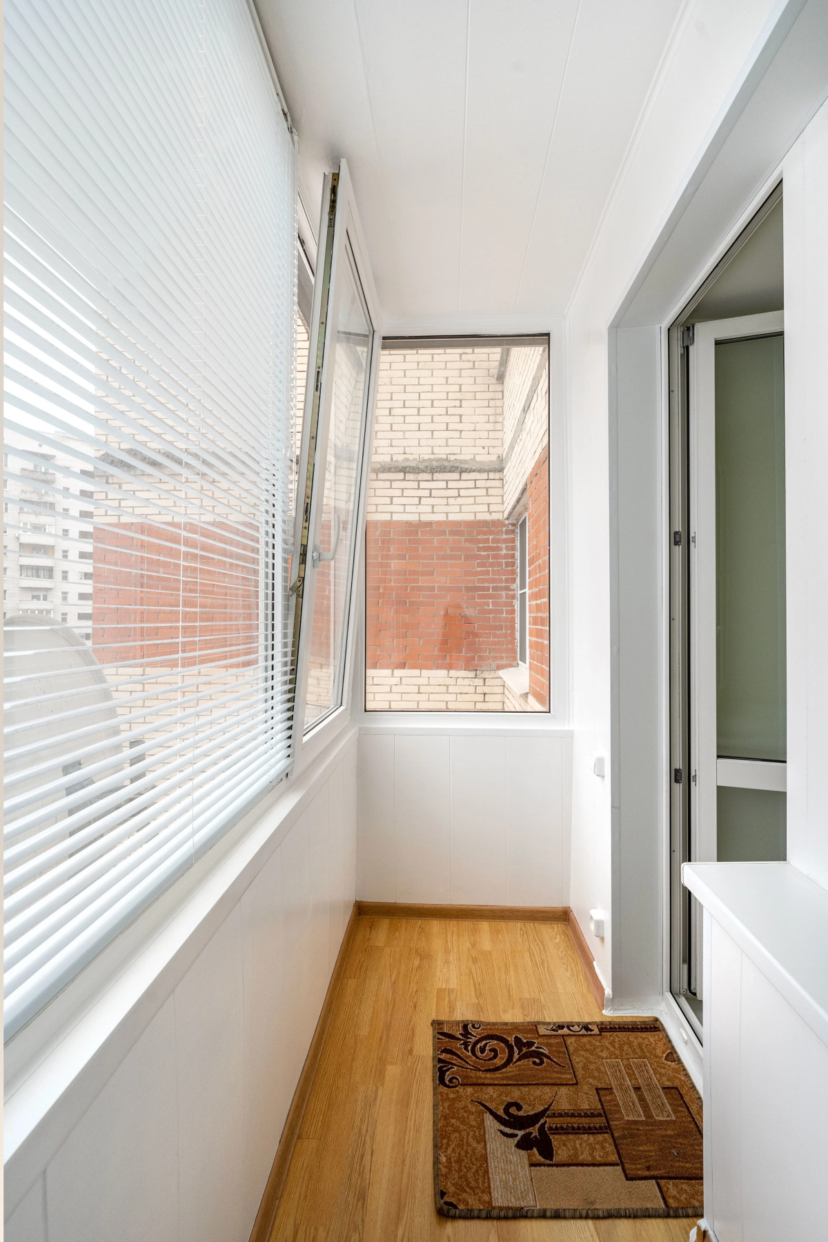 Апартаменты на Комендантском проспекте 11