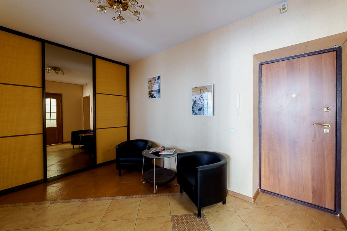 Апартаменты U Kolesa Obozreniya