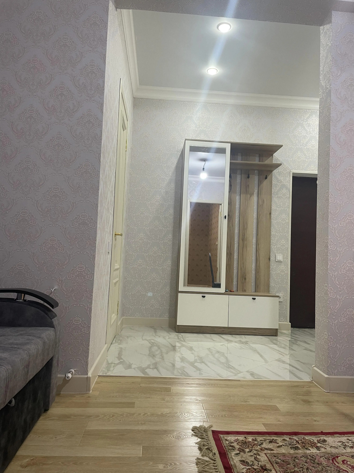 Апартаменты с Двумя Спальнями в Центре