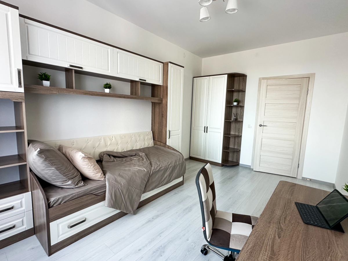 Квартира Просторная семейная квартира на Арцеуловской