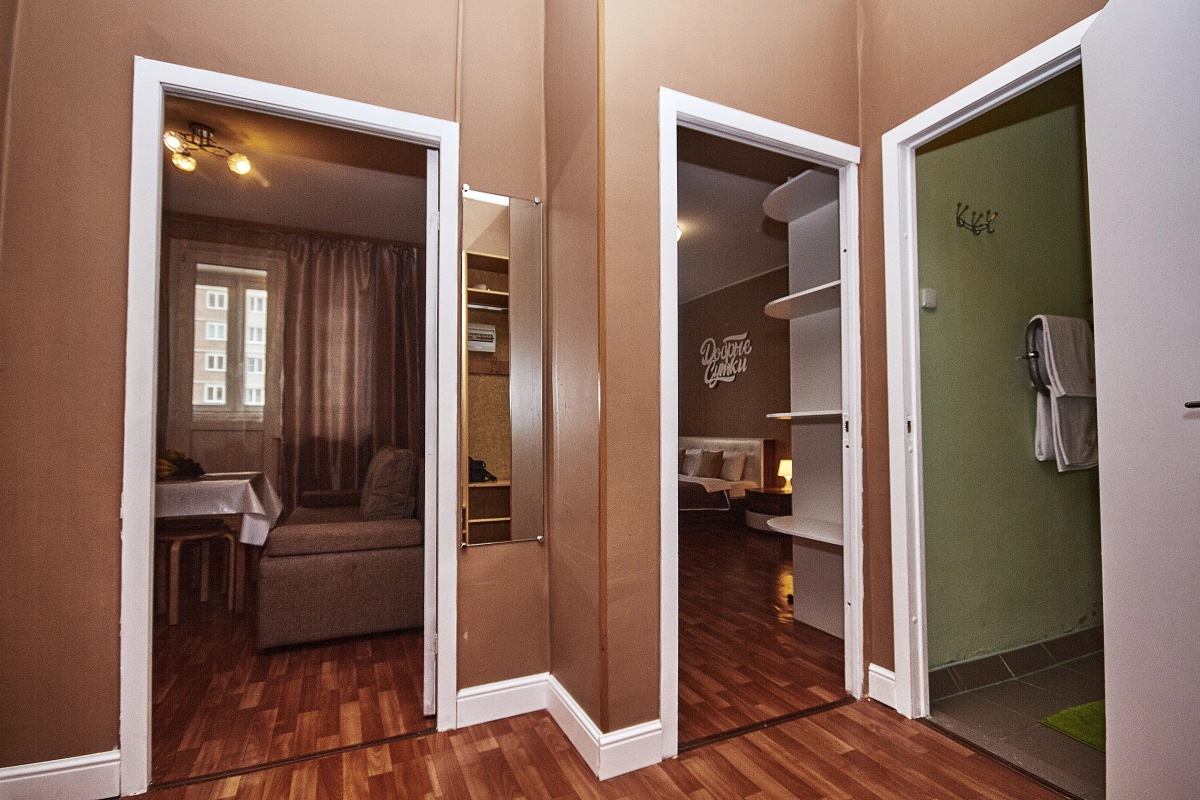 Апартаменты Добрые Сутки на ул.Генерала Варенникова, д.2