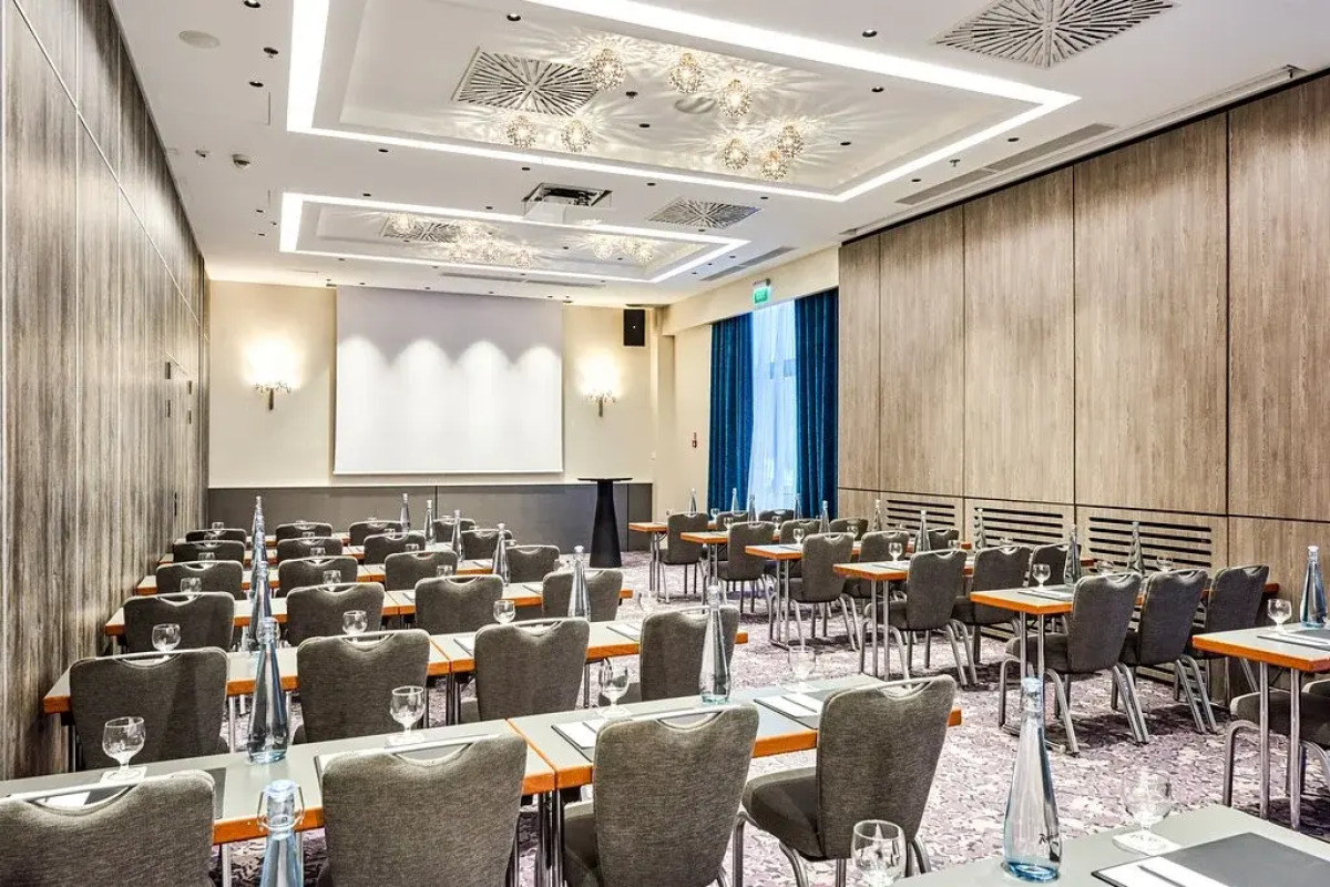 Отель Radisson Blu