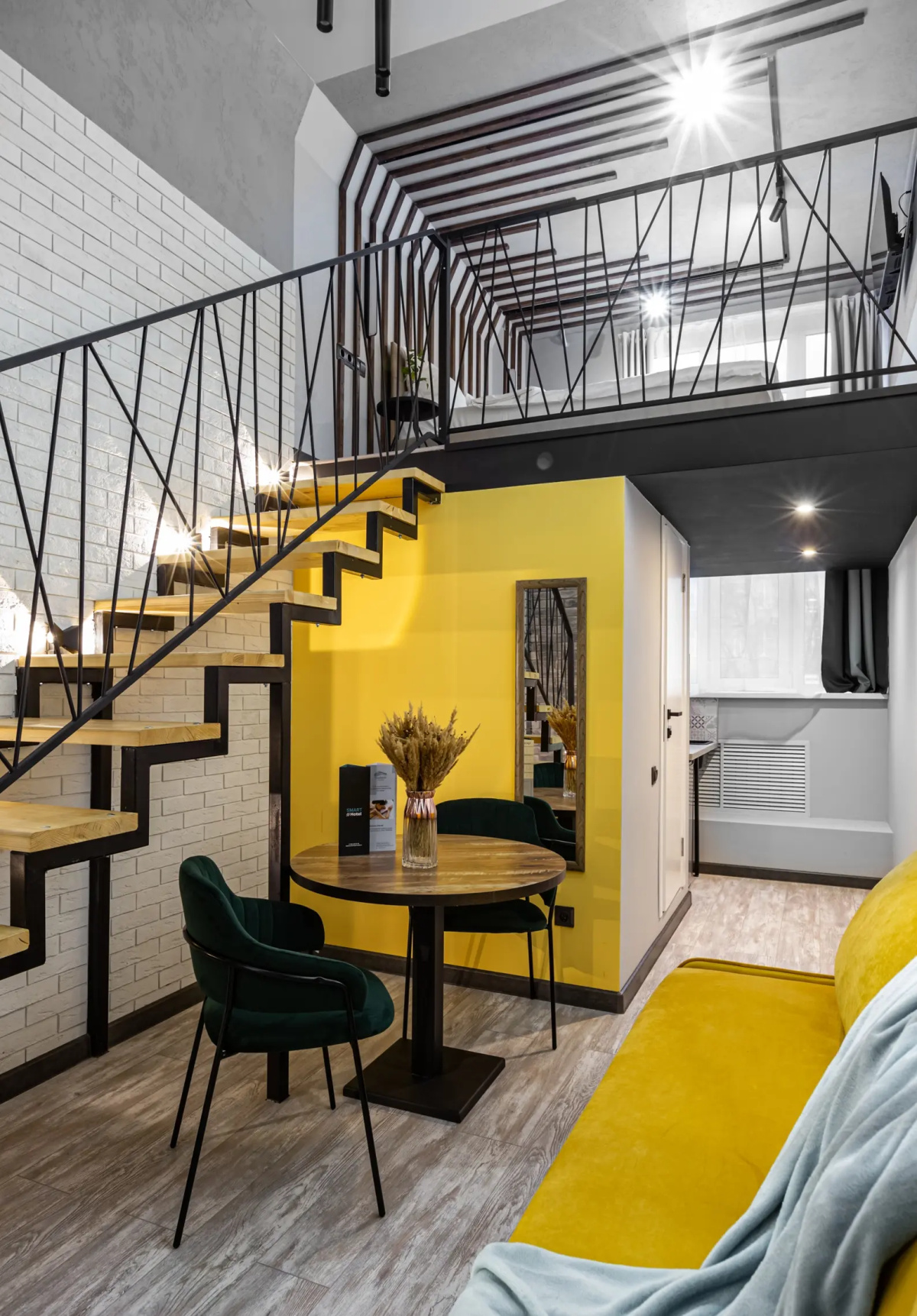 Smart Hotel