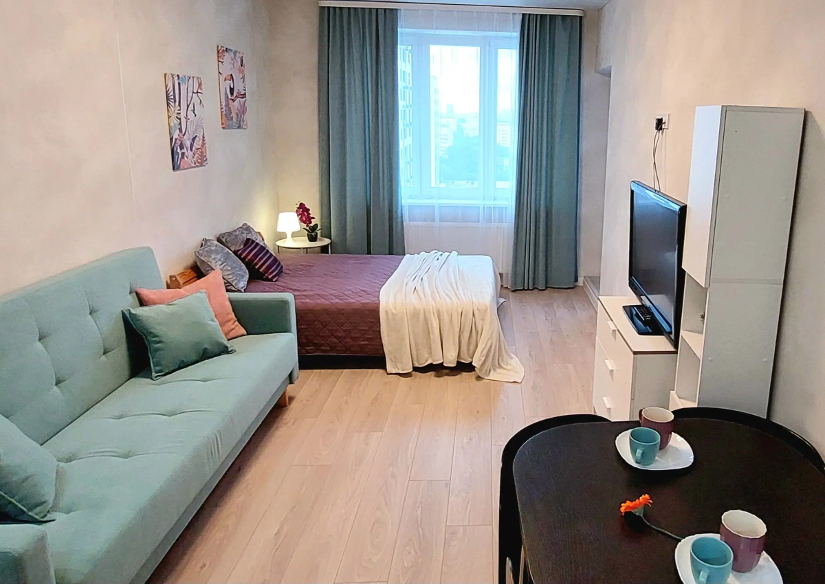 Квартира в Новом доме 18 этаж Юж.АВТОВОКЗАЛ Зорге 13/1