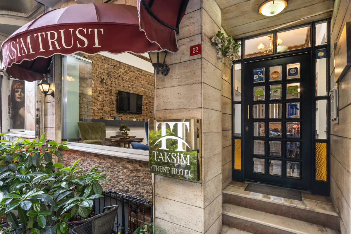 Отель Taksim Trust