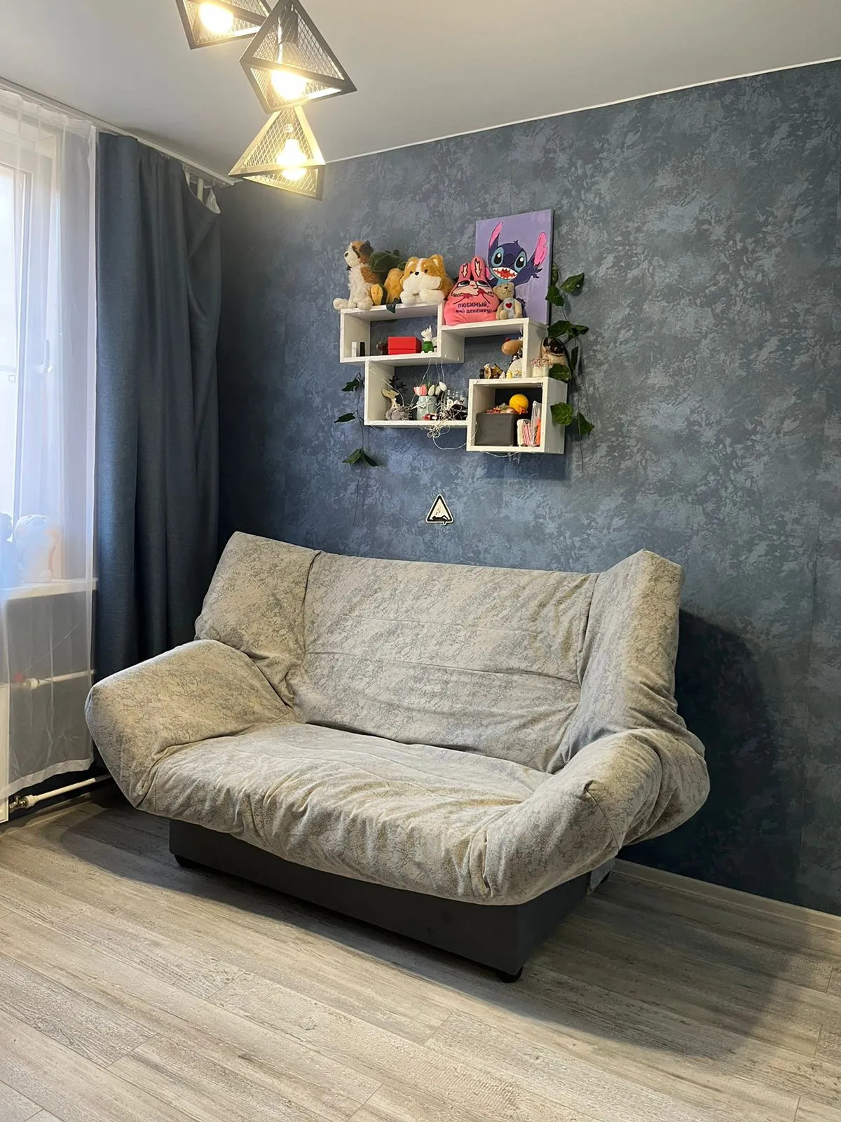 Квартира современная трехкомнатная в Великом Новгороде