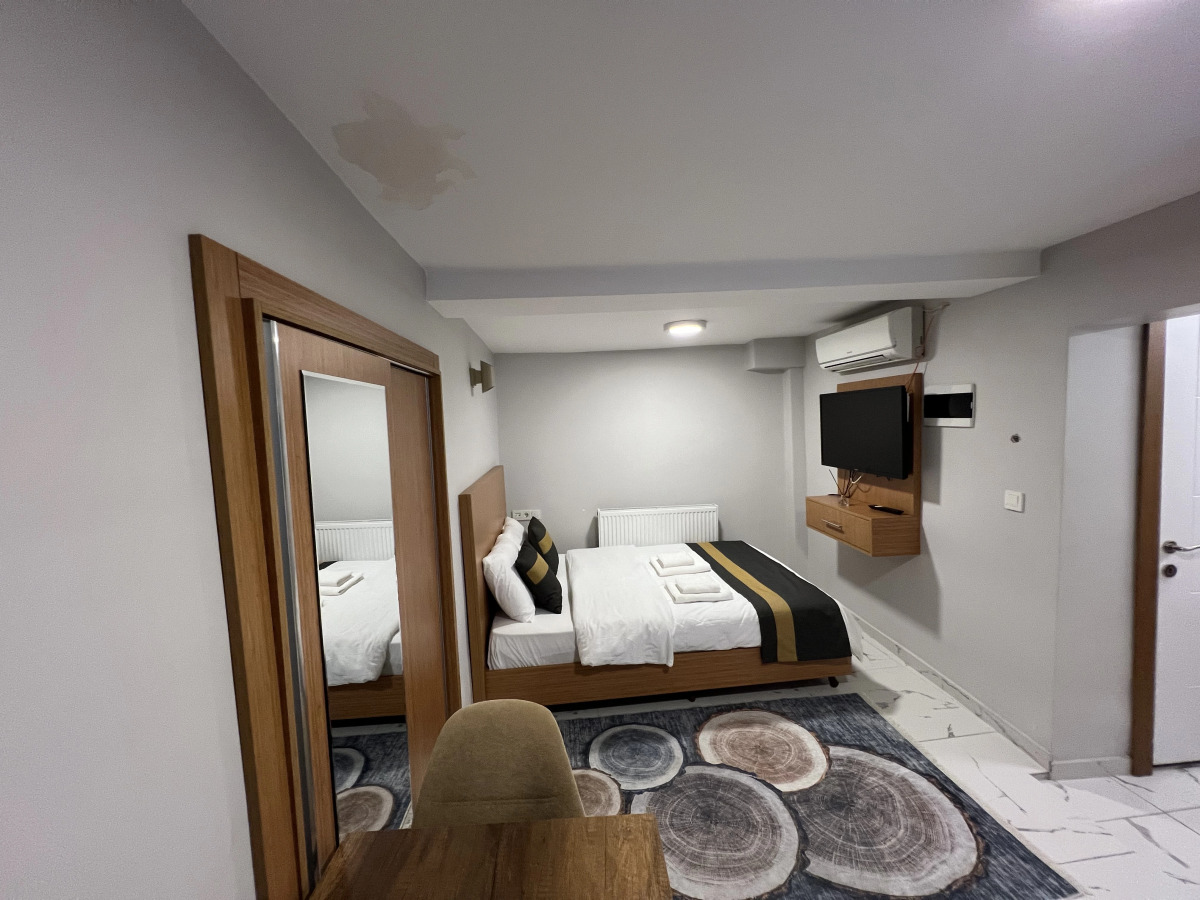 Апартаменты City Center Serenity: Stylish Studios